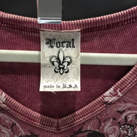 Shirt - Picture 2 of 4